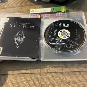 Skyrim for PS3 - Black